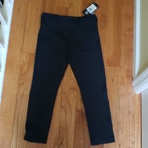 Under Armor Cropped Workout Pants/Leggings